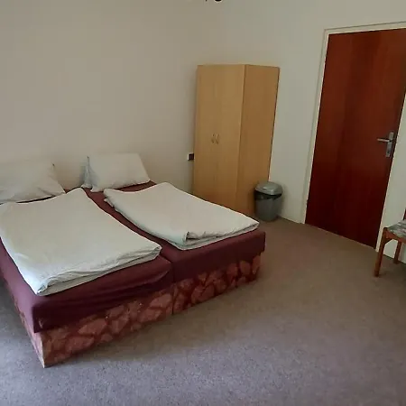 Camping U Penzionu Svojanov (Pardubice)